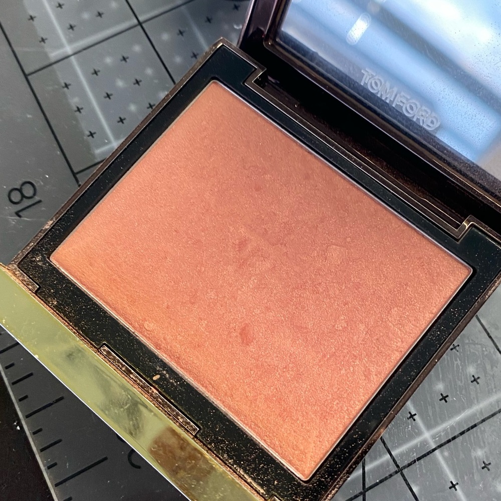 Tom ford cheek color love lust